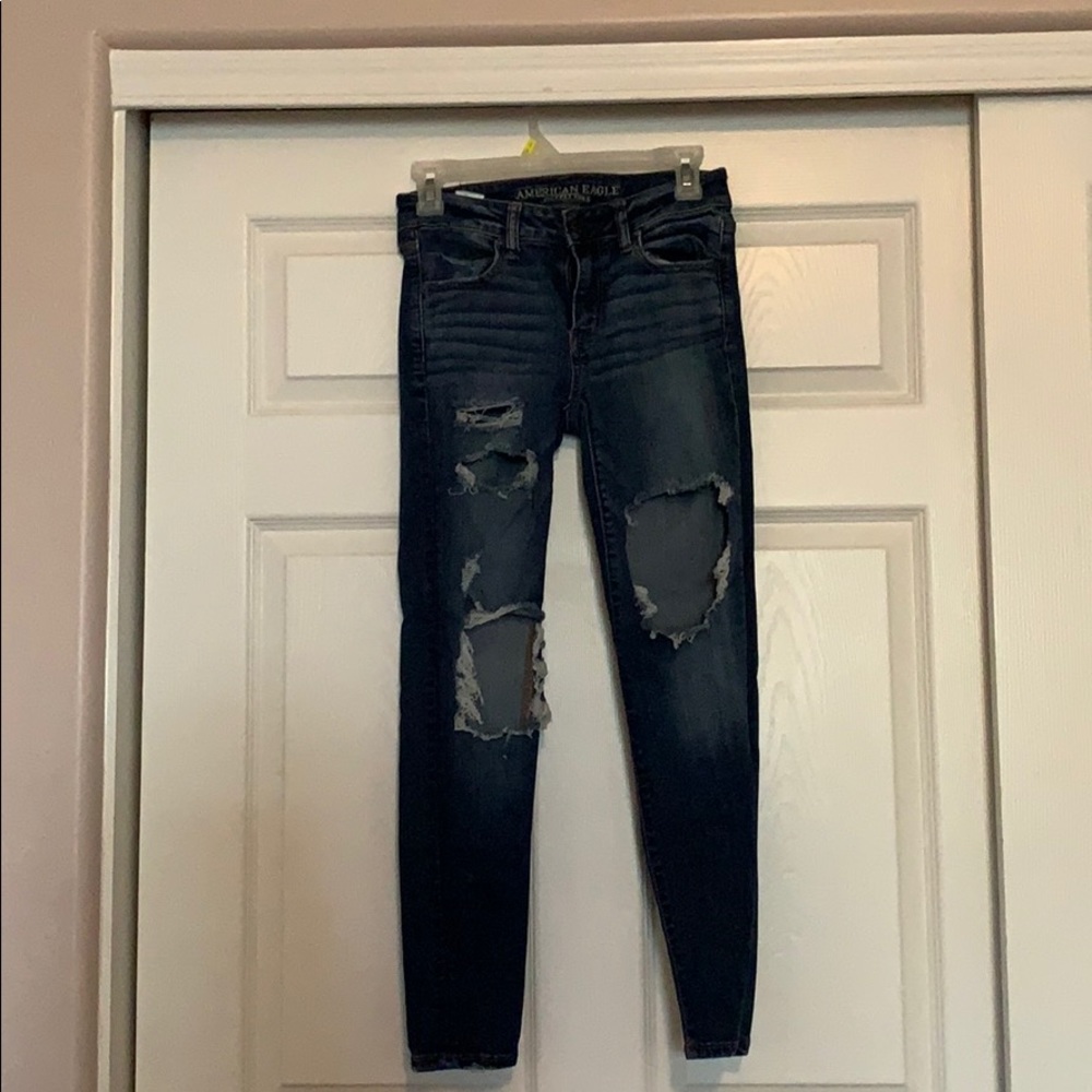 American eagle outfitters ripped jeans